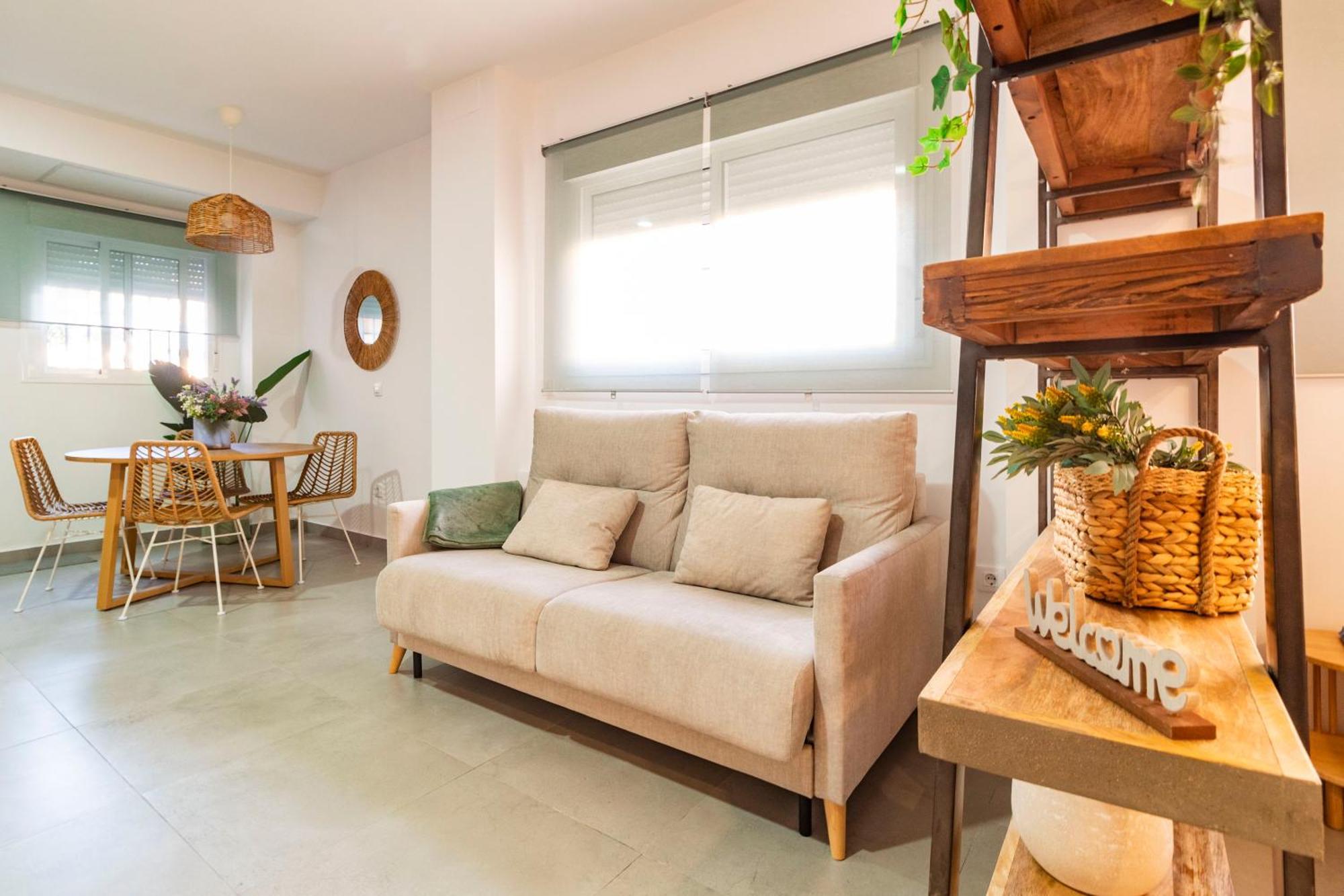 Nuevo Acogedor Estudio Junto Sta Justa Y Aeropuerto Siviglia
